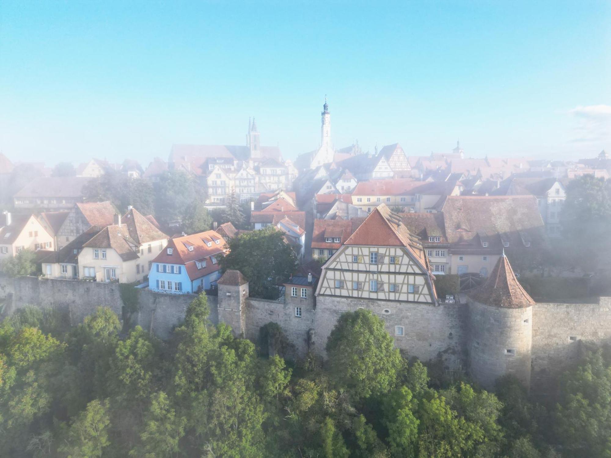 Tauberchalet I Private Spa, Garten Und Kaeltekick I 10Min Walk To Historic Old Town Rothenburg ob der Tauber Ngoại thất bức ảnh